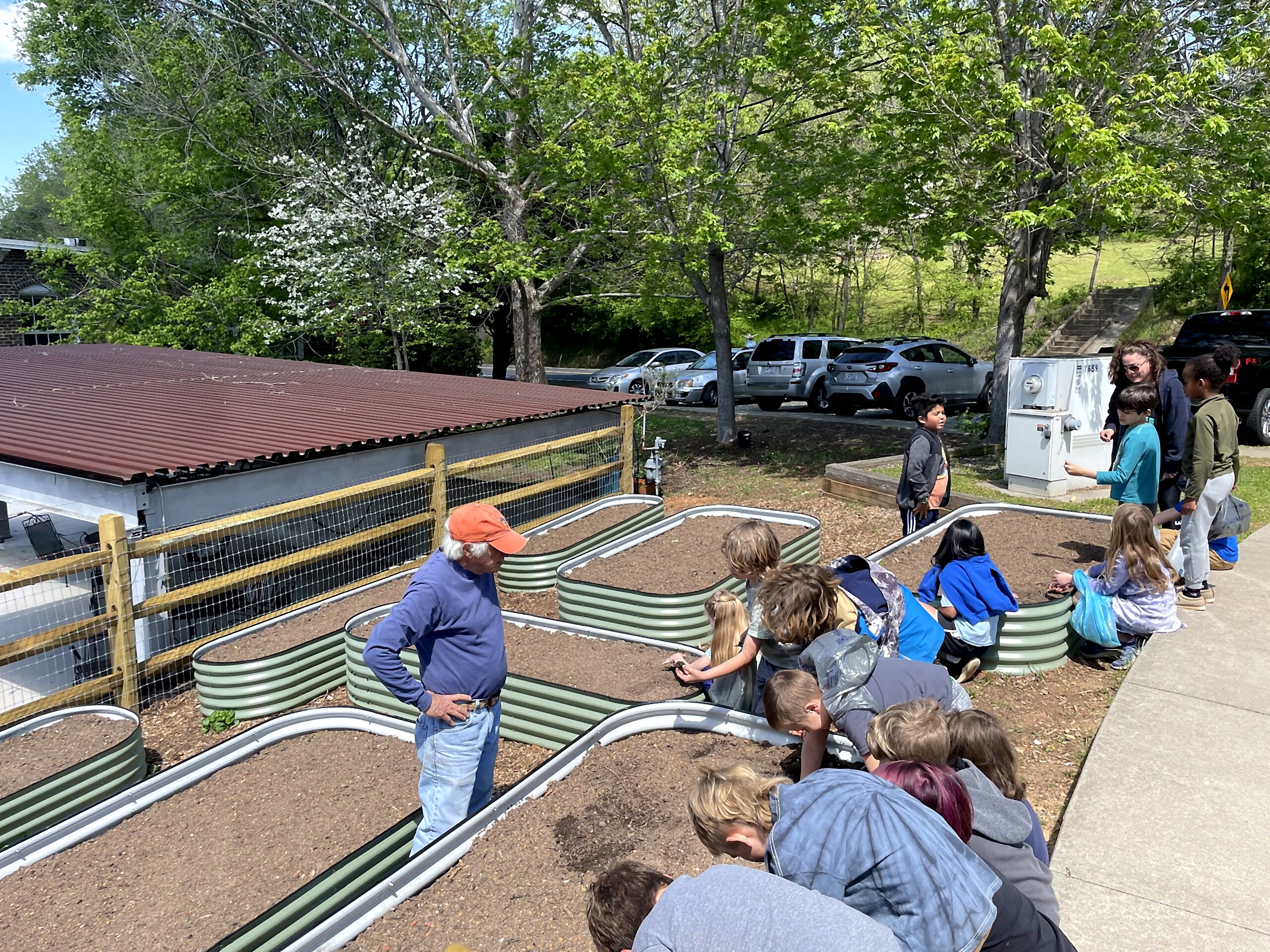 Hawbridge students learning outdoors
